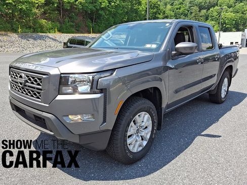 Used 2022 Nissan Frontier SV AWD/4WD image 6