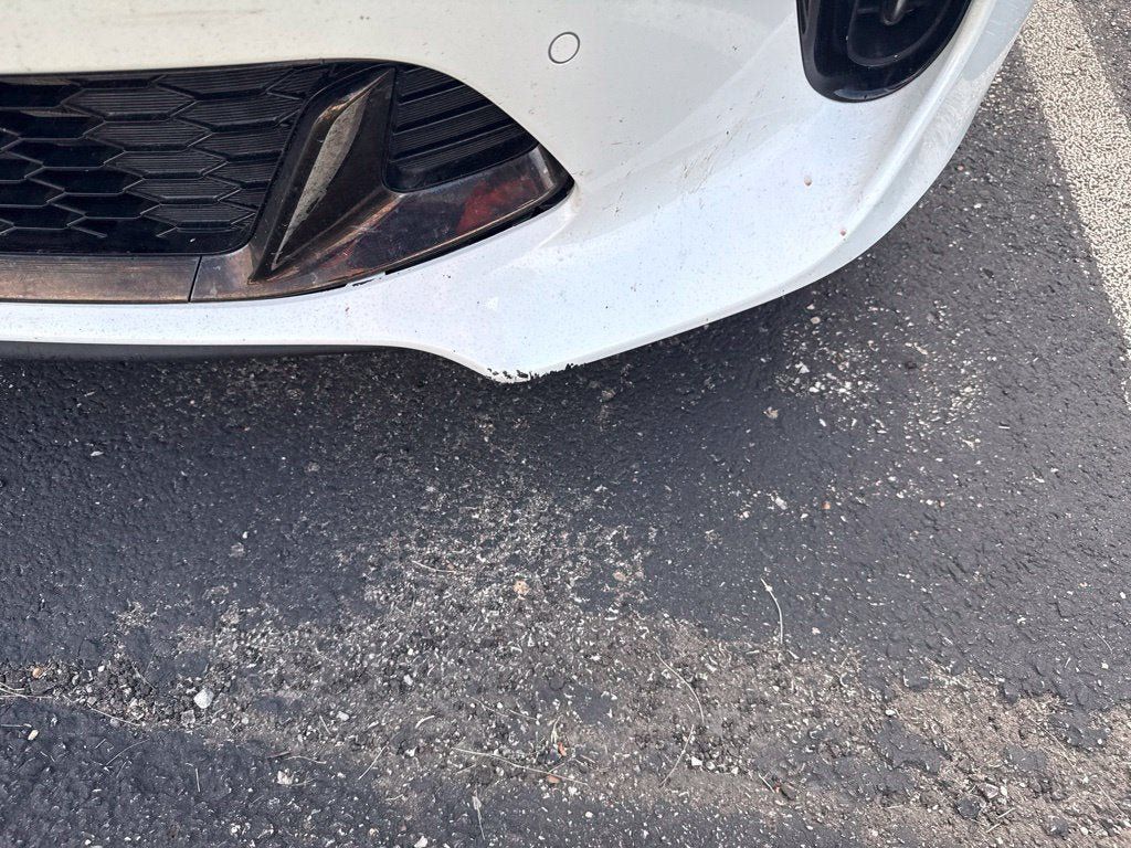 Used 2018 Kia Stinger GT2 AWD/4WD image 2