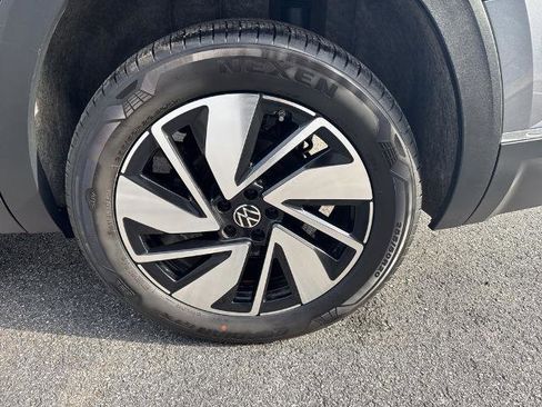 Used 2024 Volkswagen Atlas SEL image 30