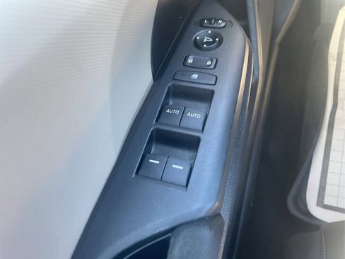 Used 2017 Honda Civic LX image 41