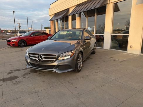 Used 2017 Mercedes-Benz C 300 Sedan image 10
