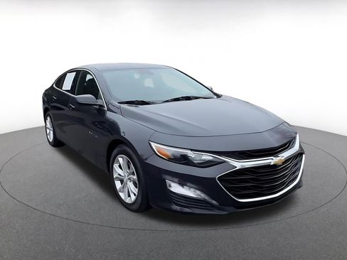 Used 2023 Chevrolet Malibu LT w/ Driver Confidence Package image 3