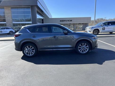 Used 2024 MAZDA CX-5 AWD 2.5 S w/ Premium Package image 2