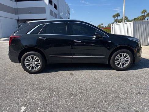 Used 2021 Cadillac XT5 Luxury image 2