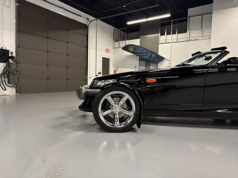 Used 1999 Plymouth Prowler RWD image 3