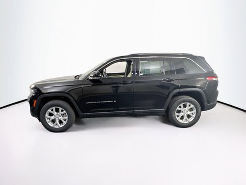 Used 2023 Jeep Grand Cherokee Limited image 8