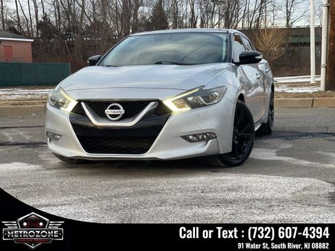 Used 2017 Nissan Maxima 3.5 SL FWD image 14