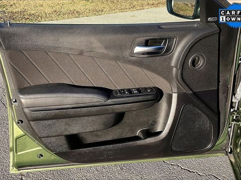 Used 2023 Dodge Charger SXT w/ Blacktop Package image 23