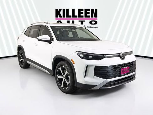 New 2026 Volkswagen Tiguan SE image 1