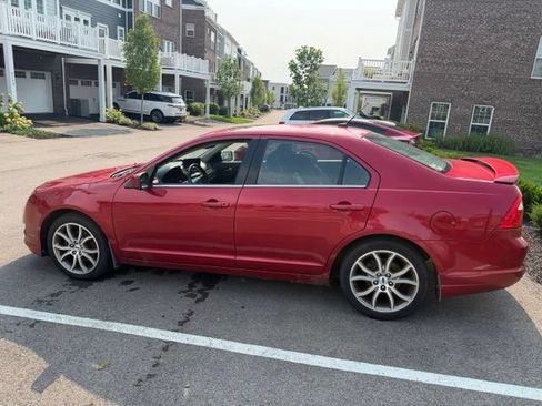 Used 2011 Ford Fusion SE w/ 202A Rapid Spec Order Code FWD image 2