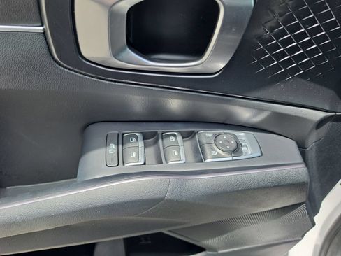 Used 2023 Kia Sorento S w/ Panoramic Sunroof Package FWD image 18