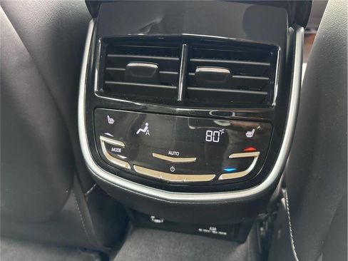 Used 2018 Cadillac XTS Premium Luxury image 18