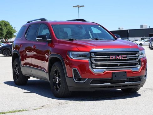Used 2023 GMC Acadia AT4 w/ Technology Package AWD/4WD image 4