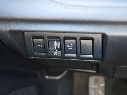 Used 2023 Subaru Outback Limited image 26