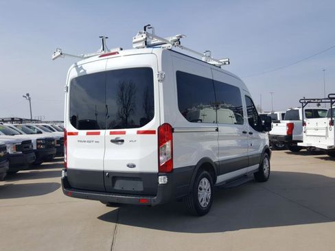 Used 2017 Ford Transit 150 XLT image 7