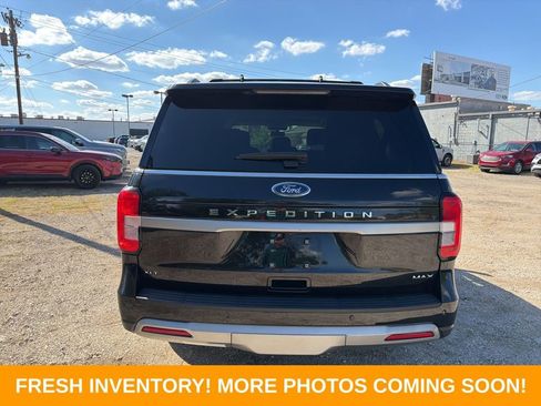 Used 2024 Ford Expedition Max XLT image 5