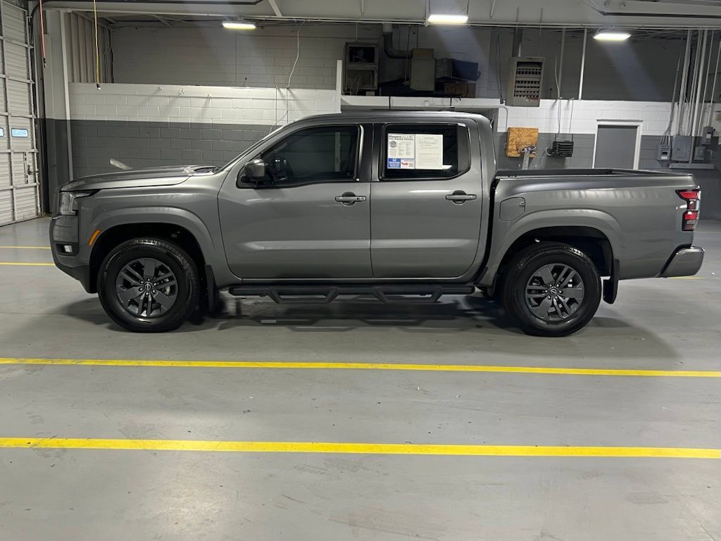 Used 2025 Nissan Frontier SV w/ SV Convenience Package AWD/4WD image 14