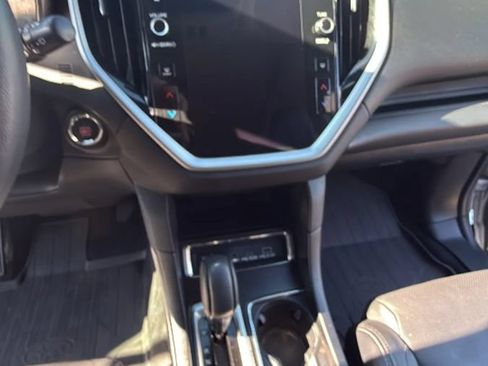 Used 2023 Subaru Ascent Limited w/ Technology Package AWD/4WD image 16
