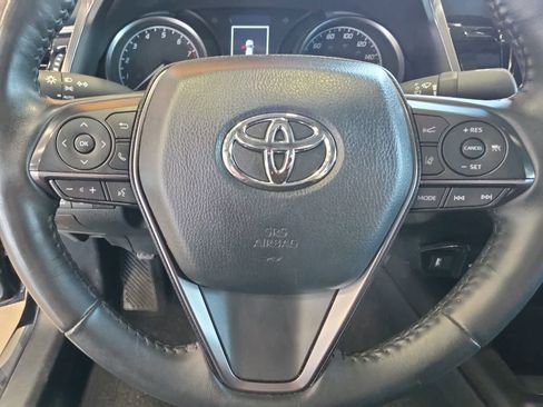 Used 2024 Toyota Camry SE FWD image 18