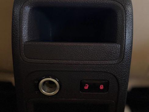 Used 2012 Volkswagen Jetta TDI image 8