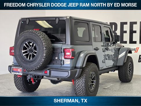 New 2024 RAM 3500 Laramie image 4