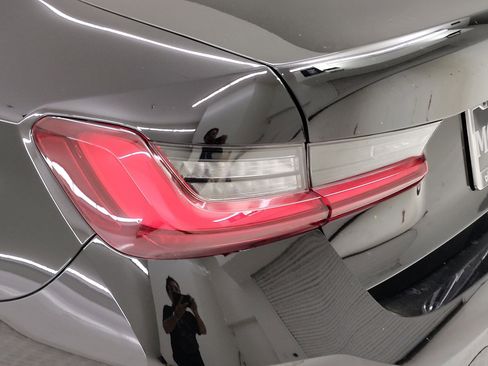 Used 2025 BMW 330i Sedan w/ Convenience Package image 8