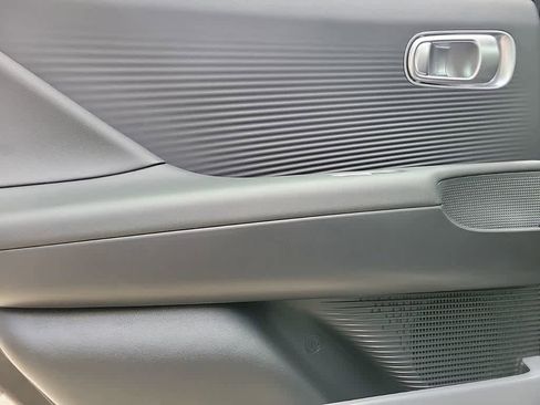 New 2023 Hyundai Ioniq 6 SEL image 8