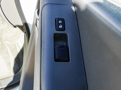 Used 2017 Nissan Frontier SV w/ SV Value Truck Package image 24