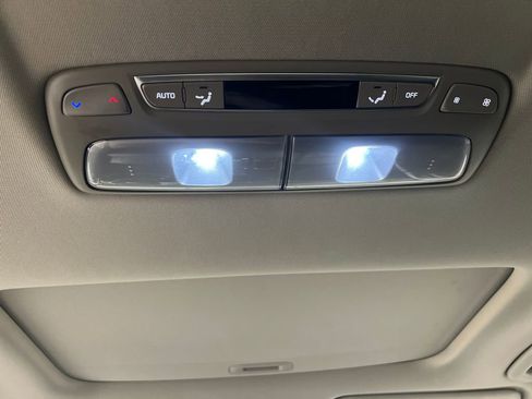 Used 2025 Kia Telluride S FWD image 46