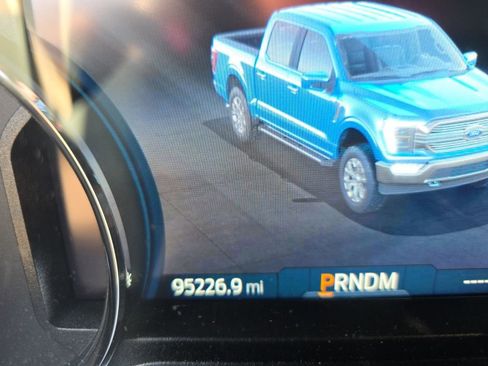 Used 2022 Ford F150 XLT w/ Equipment Group 302A High image 9