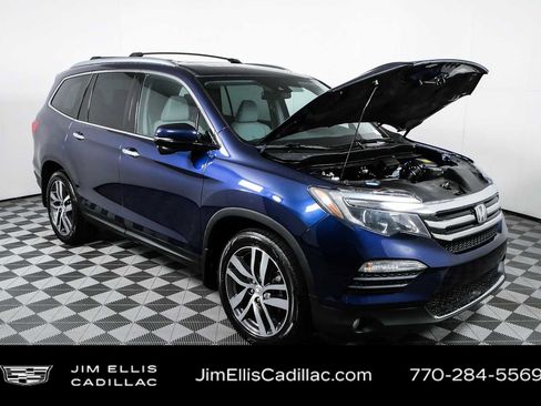 Used 2018 Honda Pilot Touring image 38