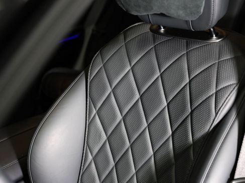 Used 2025 Mercedes-Benz S 580 4MATIC Sedan image 14