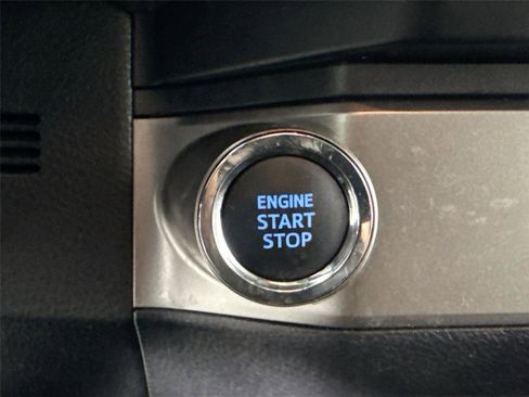 Used 2023 Toyota Tacoma SR5 RWD image 15