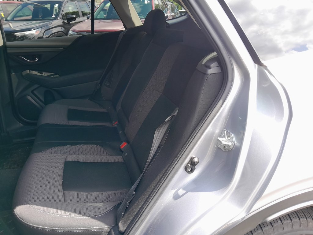 Used 2022 Subaru Outback Premium AWD/4WD image 29