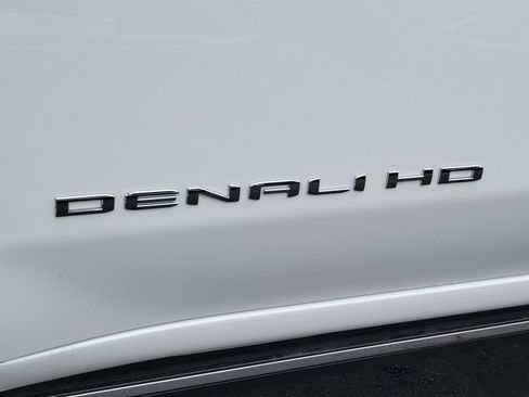 New 2025 GMC Sierra 3500 Denali Ultimate image 13
