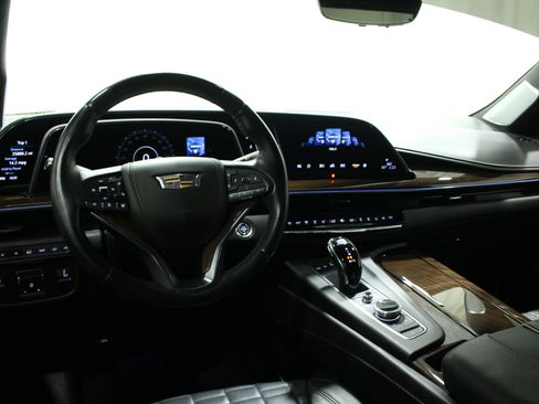 Certified 2023 Cadillac Escalade Sport Platinum w/ LPO, ONYX Package AWD/4WD image 2