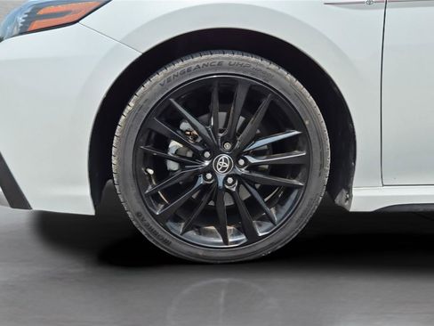 Used 2022 Toyota Camry XSE FWD image 22