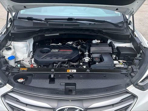 Used 2017 Hyundai Santa Fe Sport AWD/4WD image 11