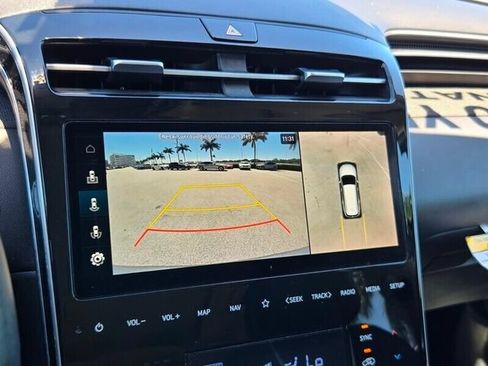Used 2023 Hyundai Tucson Limited FWD image 20
