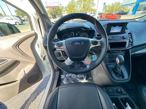 Used 2020 Ford Transit Connect XL image 21
