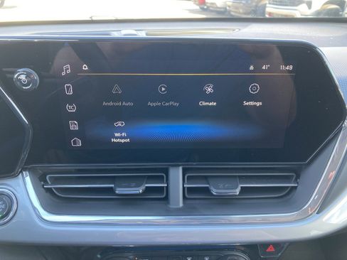 Used 2026 Chevrolet Trax LT w/ LT Convenience Package image 22