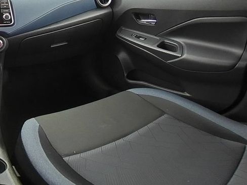 Used 2025 Nissan Versa SV FWD image 26