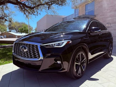 Used 2025 INFINITI QX55 Sensory w/ Lighting Package image 2