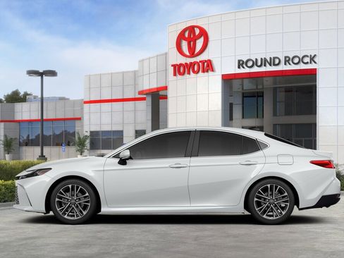 New 2026 Toyota Camry XLE AWD/4WD image 4