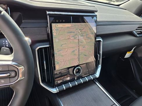 New 2026 GMC Acadia Denali w/ Super Cruise Package image 26