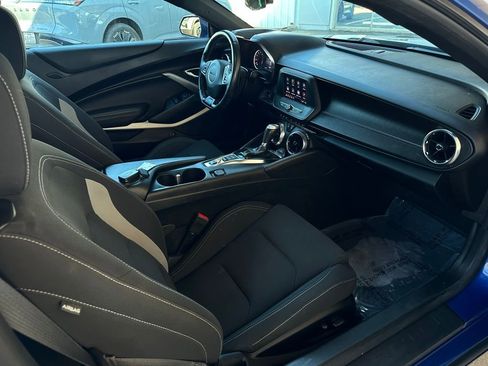 Used 2021 Chevrolet Camaro LT RWD image 16