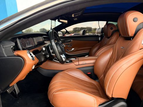 Used 2015 Mercedes-Benz S 63 AMG 4MATIC Coupe image 38