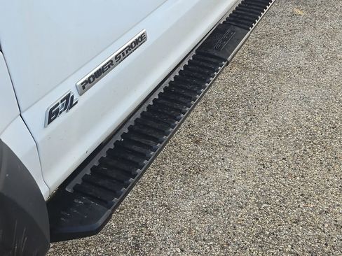 Used 2019 Ford F450 XL w/ XL Value Package image 11