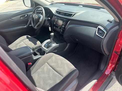 Used 2016 Nissan Rogue S AWD/4WD image 8