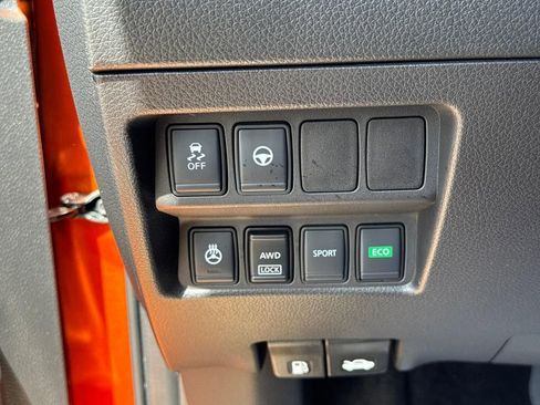 Used 2020 Nissan Rogue Sport SL AWD/4WD image 14